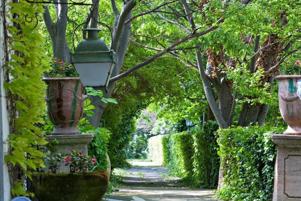 Le Mas D'Entremont Aix-en-Provence Exterior foto